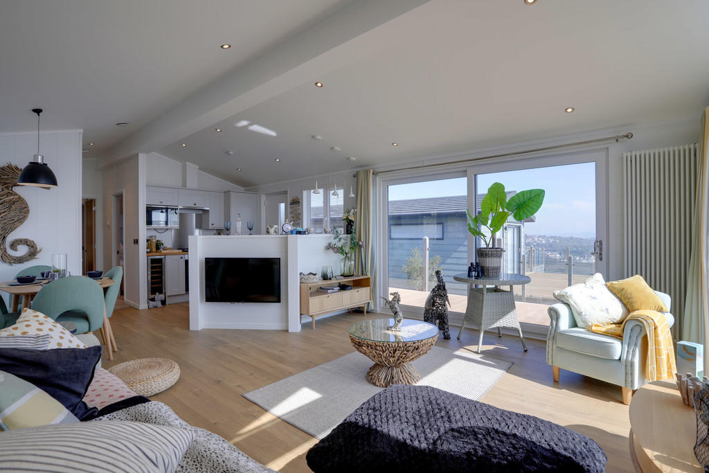 © Complete Estate Agents